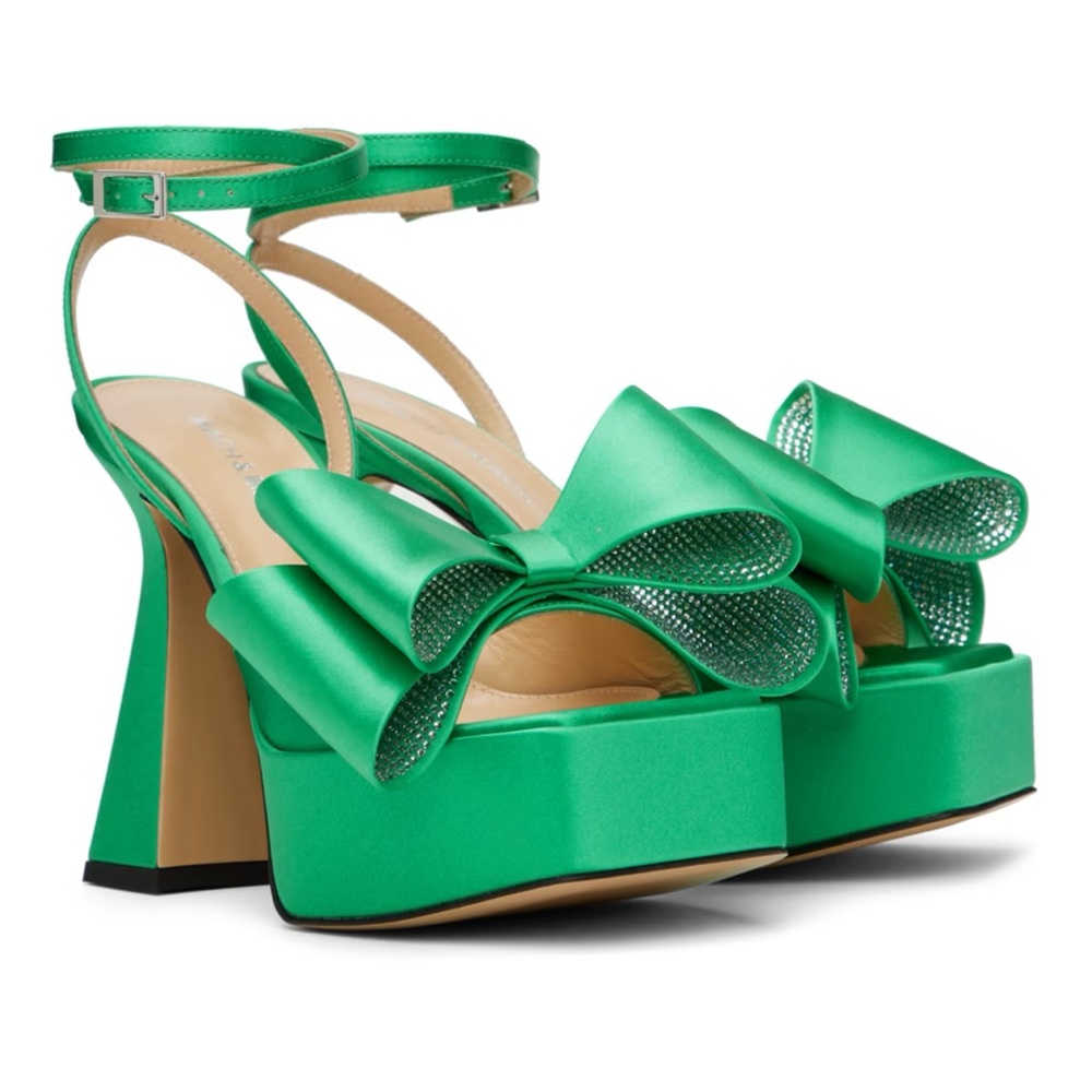 MACH & MACH BOW HEELS